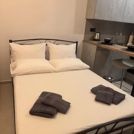 Cozy Minimalist Volos